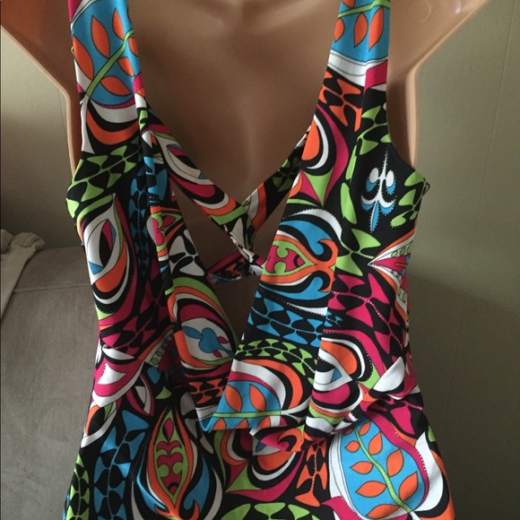 Janine sexy top size medium EUC - Picture 2 of 4